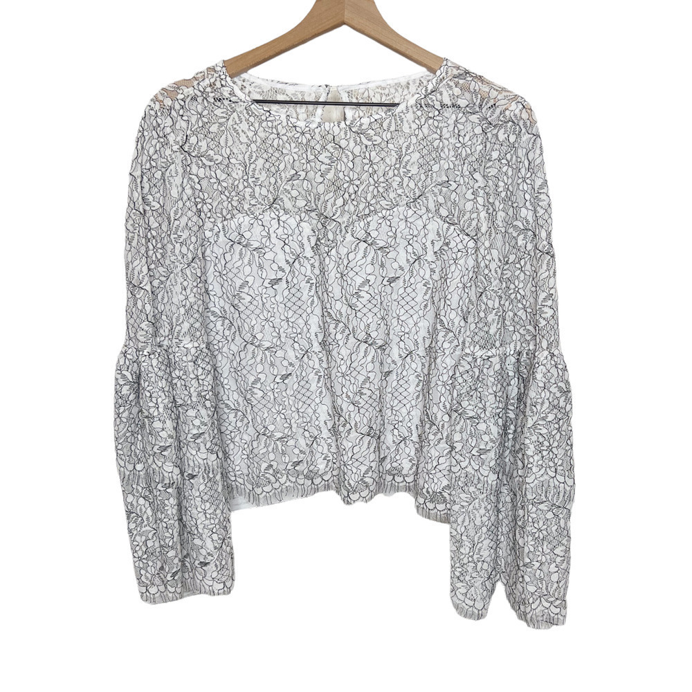 Cupcakes & CASHMERE Women's M Basewood Lace Bell Sleeve Blouse Top Black White - Picture 2 of 16